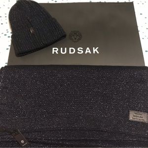 🩵💙BNWT RUDSAK Hat and Scarf 💙🩵